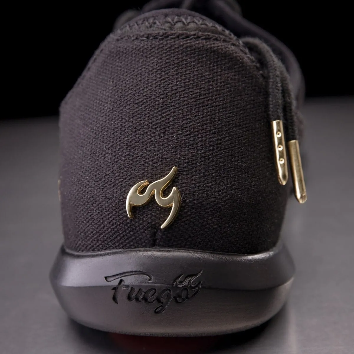 All-black | Split-sole (Collective)