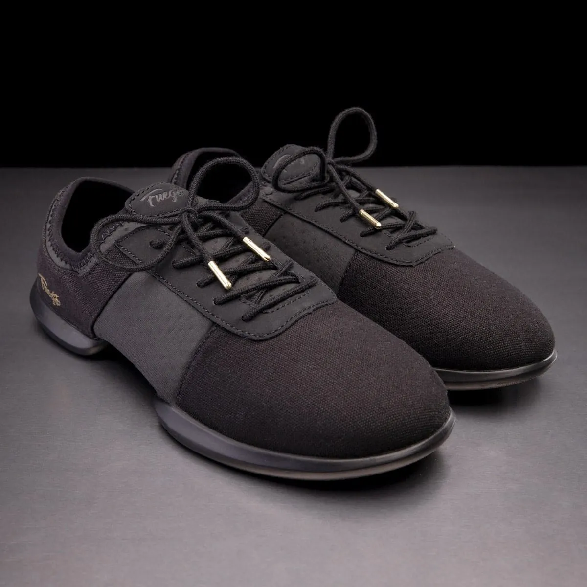All-black | Split-sole (Collective)