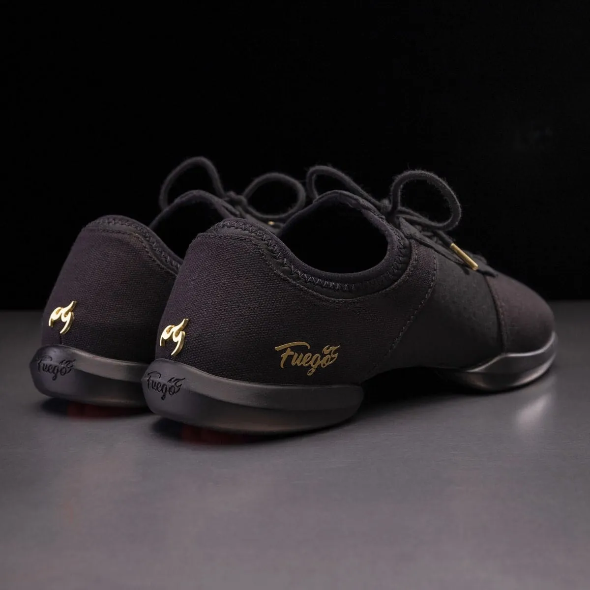 All-black | Split-sole (Collective)