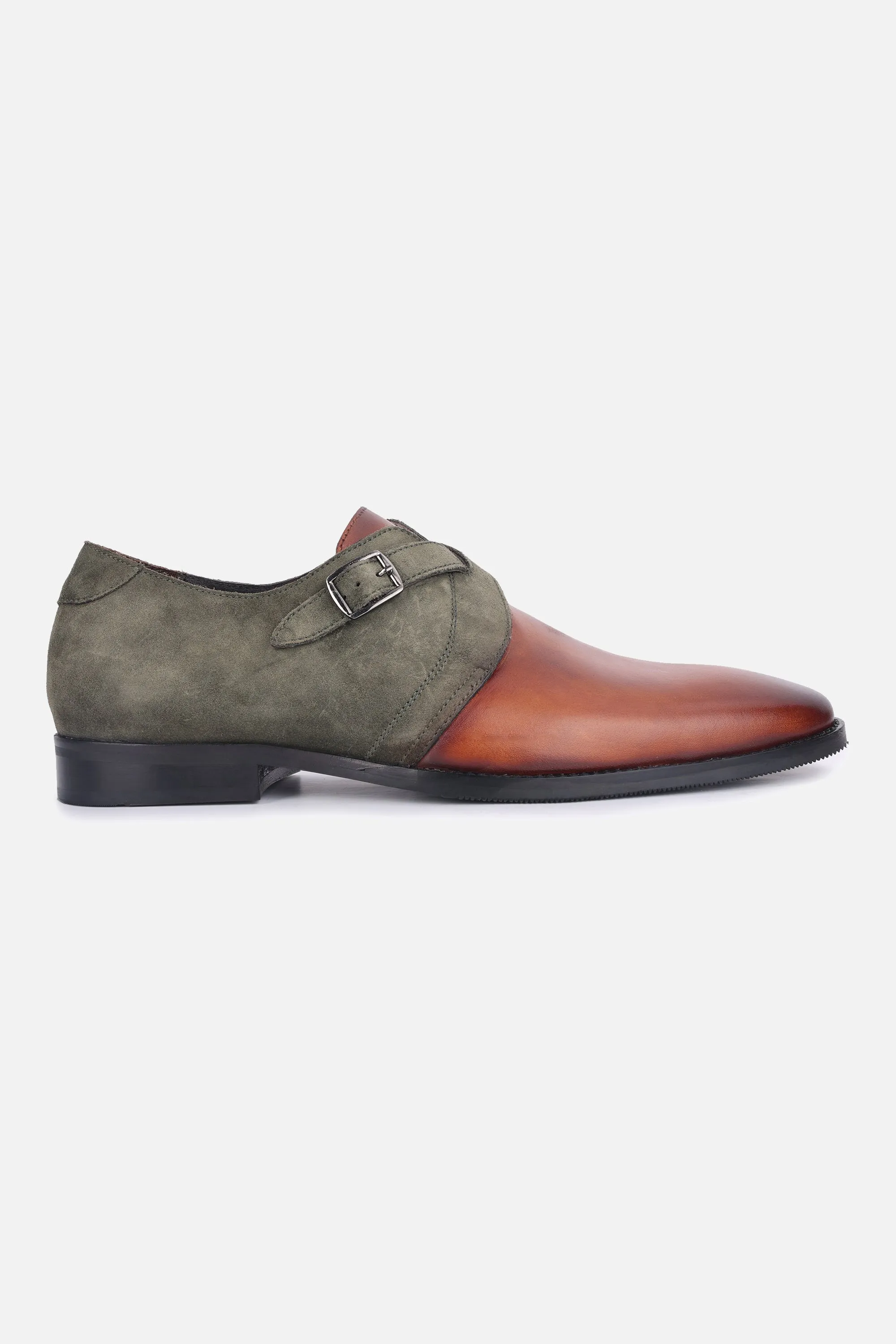 HANDCRAFTED BESPOKE SHOES