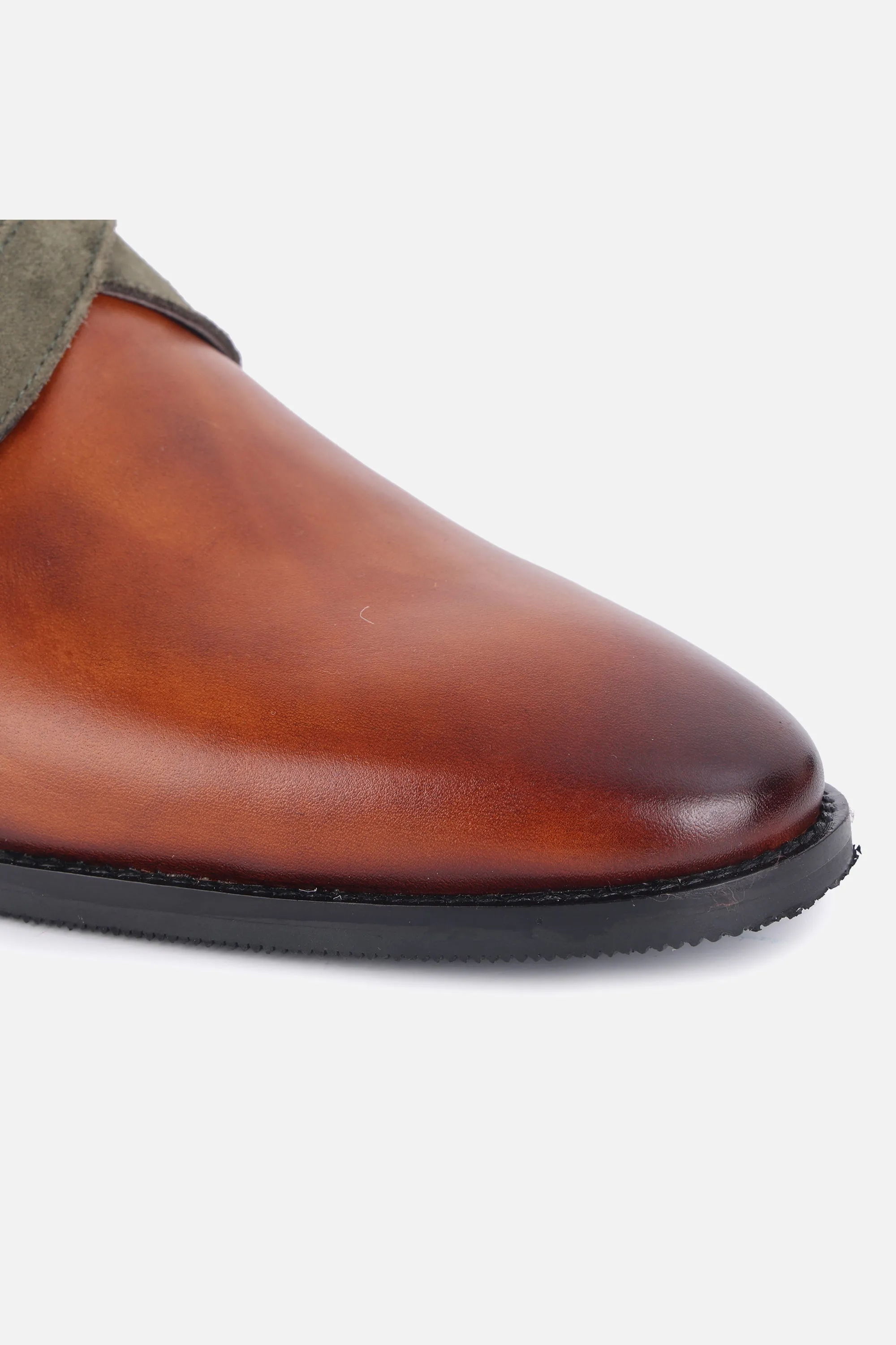 HANDCRAFTED BESPOKE SHOES