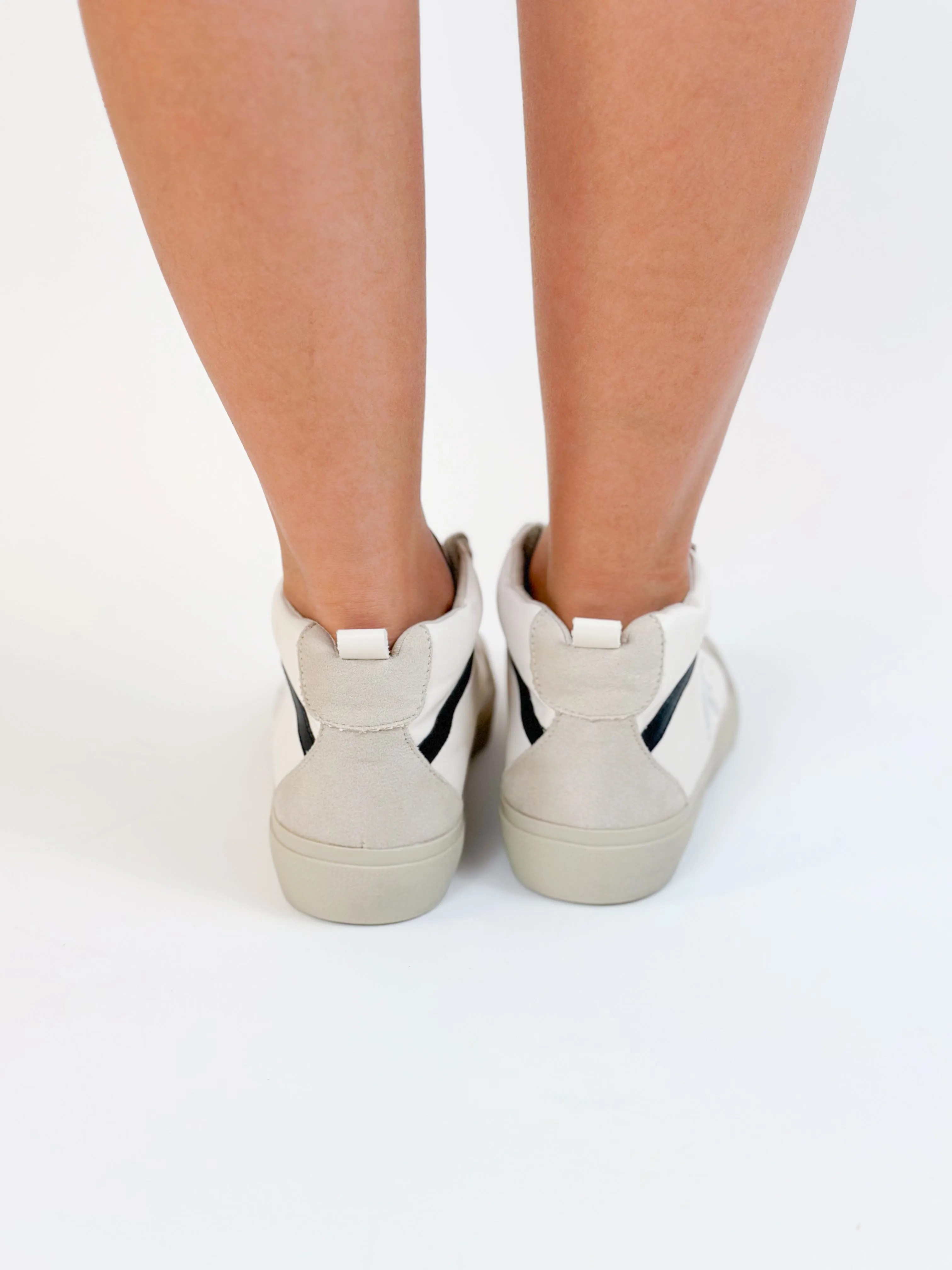 Paulina White Sneakers