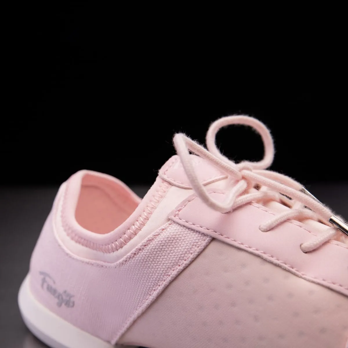 Pink | Split-sole (Collective)