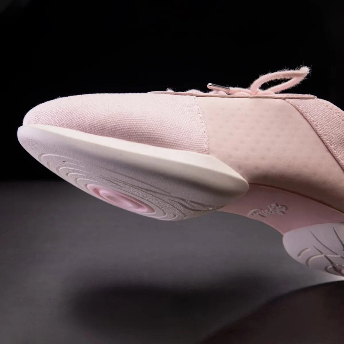 Pink | Split-sole (Collective)