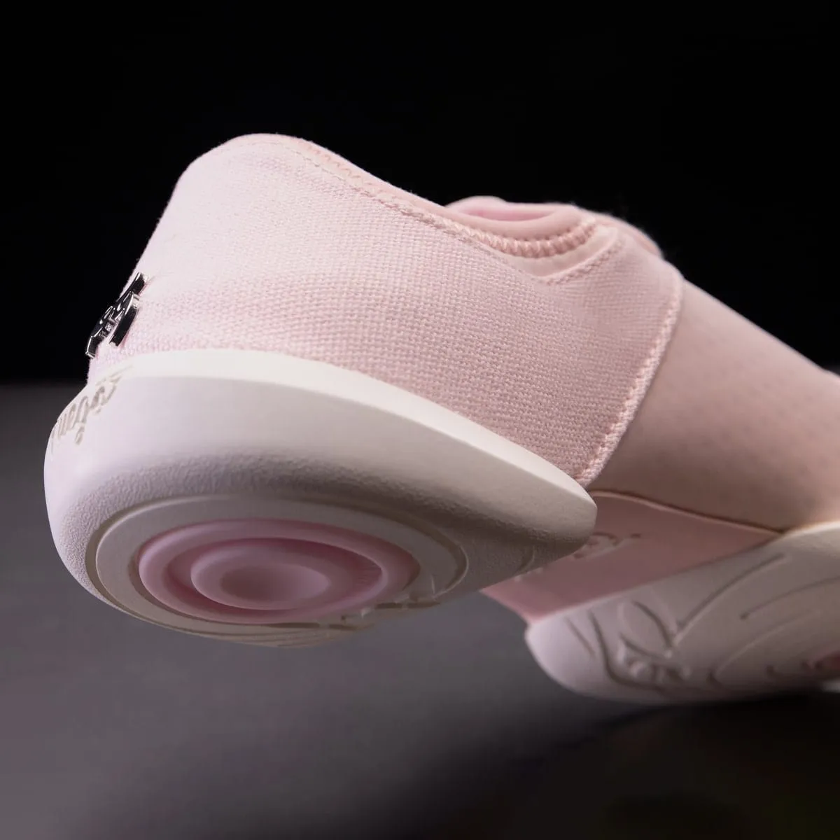 Pink | Split-sole (Collective)